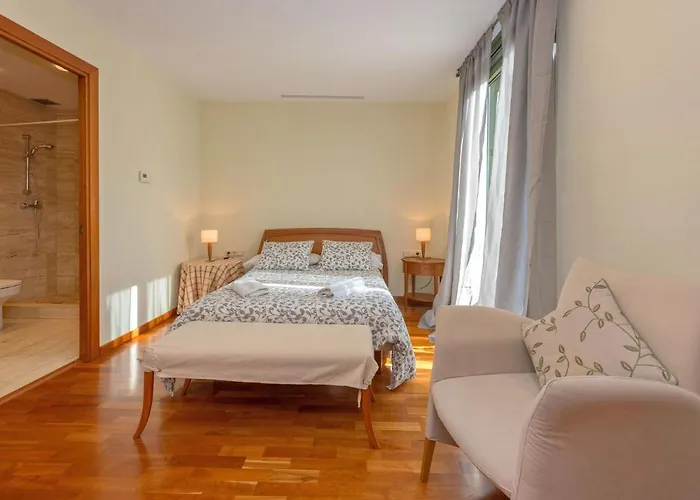 Apartment Plaza Catalunya-Rda-Universidad By Interhome